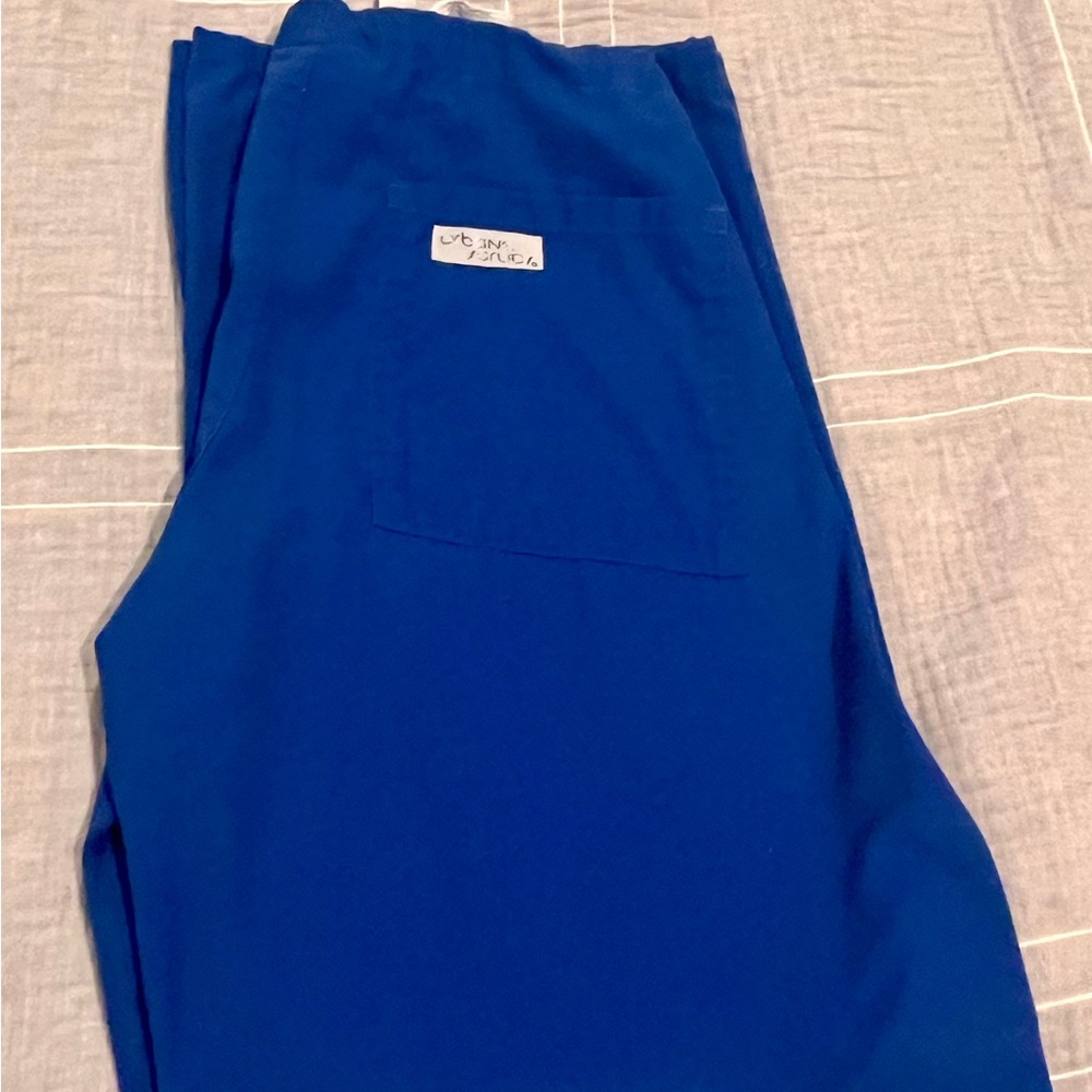 COPY - Urbane Essentials Relaxed Drawstring Scrub Pant
Royal Blue size XS regul…